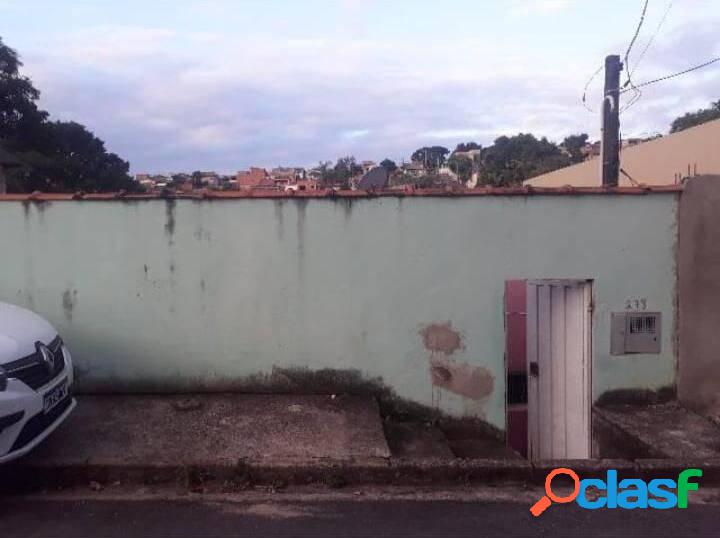 Casa com 2 dormitórios à venda, 85 m² por R$ 140.000 -