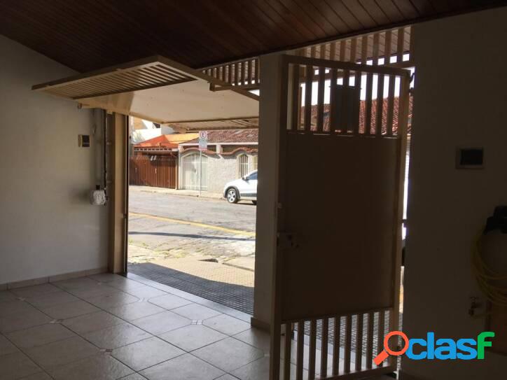 Casa com 3 dormitórios à venda, 128 m² por R$ 425.000,00