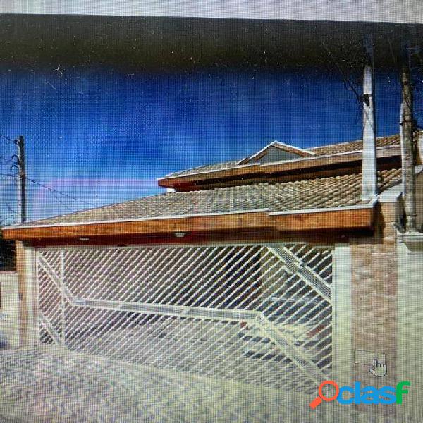 Casa com 3 dormitórios à venda, 140 m² por R$ 600.000,00