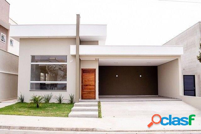 Casa com 3 dormitórios à venda, 140 m² por R$ 740.000 -