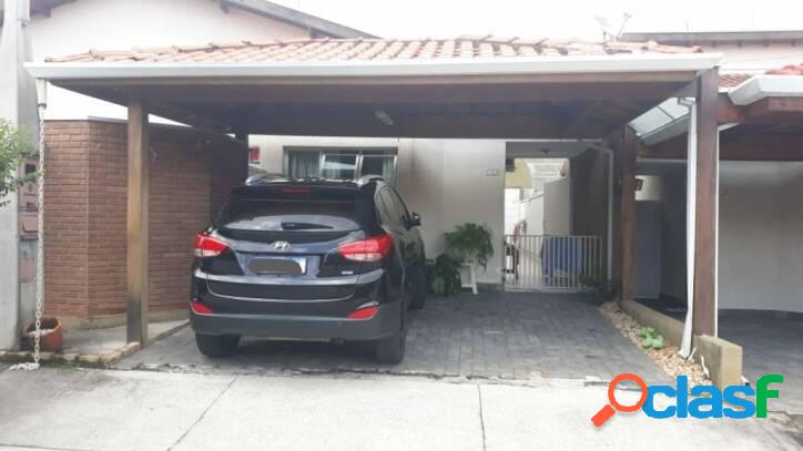 Casa com 3 dormitórios à venda, 70 m² por R$ 385.000 -