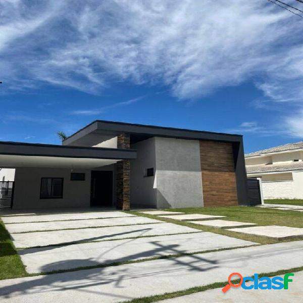 Casa com 3 suítes à venda, 230 m² por R$ 1.650.000 -