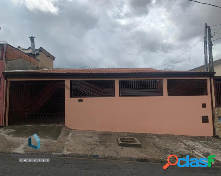 Casa comercial a venda 3 dorm. Av. Carlos Lacerda - Jd.