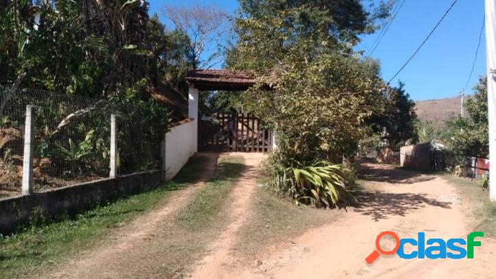 Chácara com 2 dormitórios à venda, 6000 m² por R$