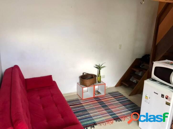 Flat com 1 dormitório à venda, 36 m² por R$ 255.000 -