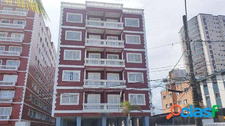 Apartamento de 1 dormitório na frente da praia da Ocian