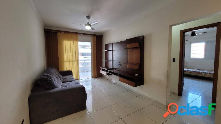 Apartamento em Praia Grande na Guilhermina, sendo 3