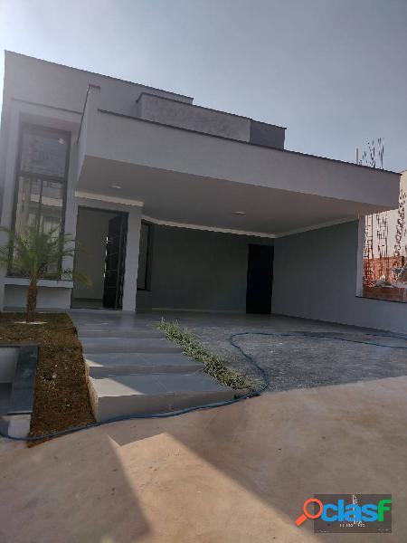 Casa térrea em condominio
