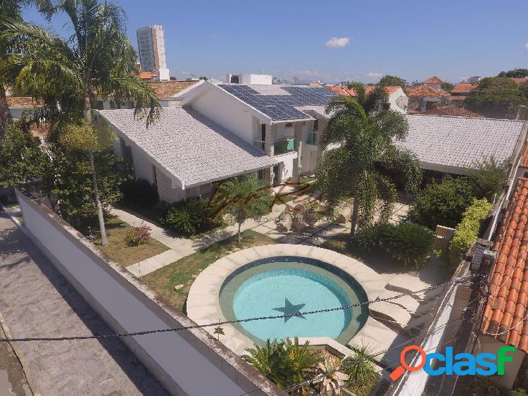 Porteira Fechada | Casa com 4 Suítes | 740 m² | Jardim