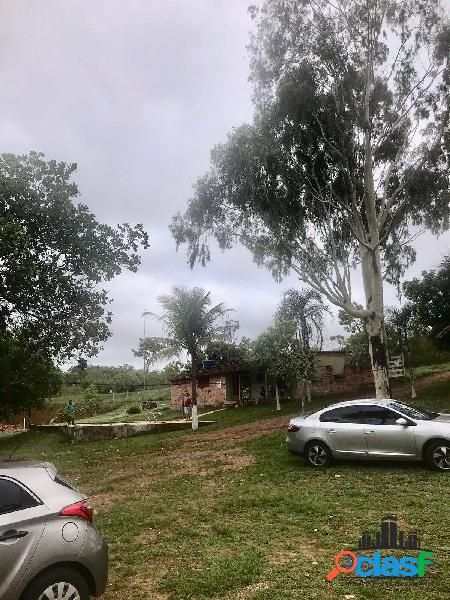 Chácara em Abadia de Goias com casas e piscina