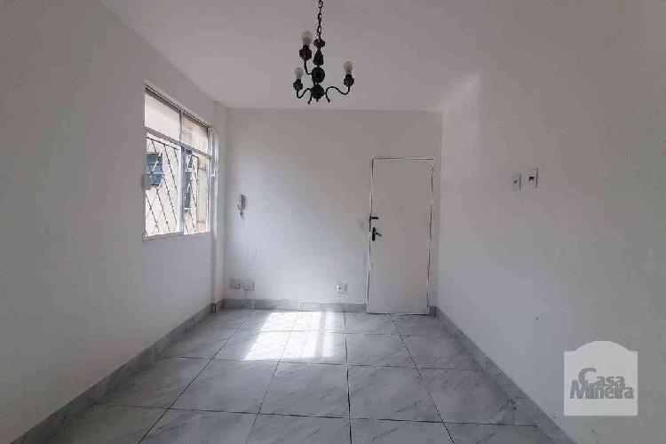 Apartamento, Califórnia, 3 Quartos, 0 Vaga, 1 Suíte