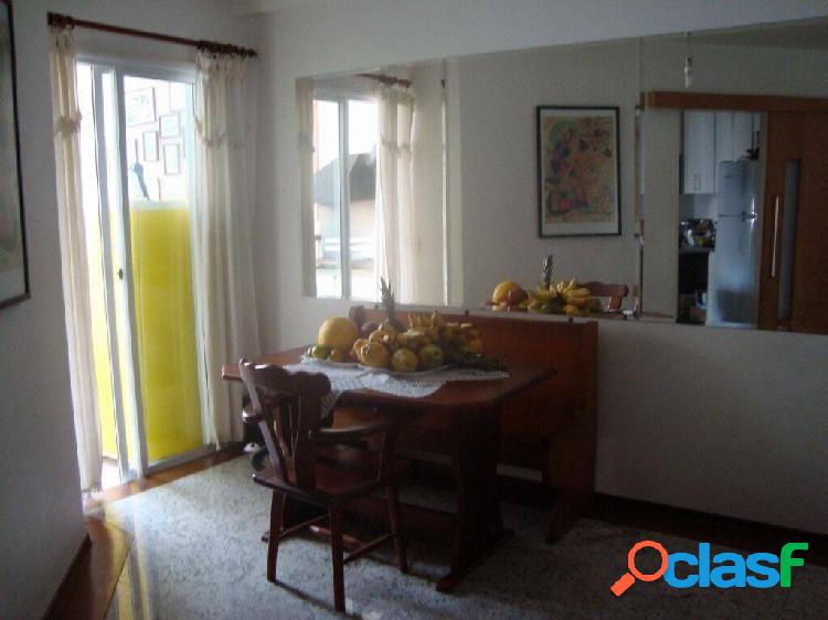 Apartamento com 3 dormitórios para alugar, 100 m² por R$