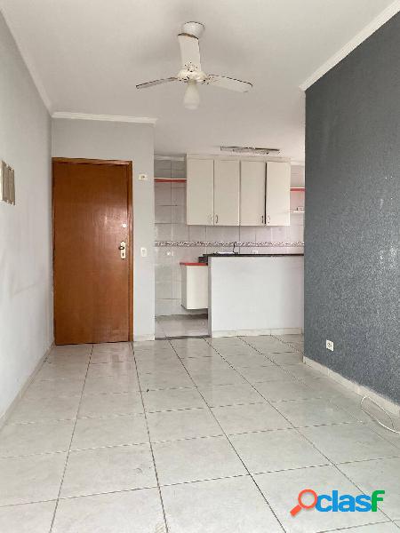 Apartamento semi mobiliado, 1 dormitório - Vila Tupi