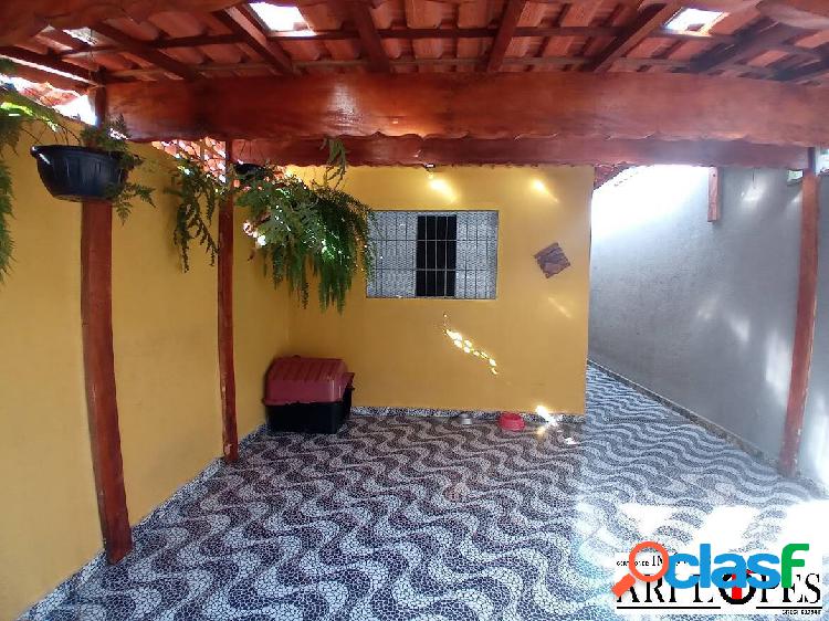 Casa 2 dormitórios a venda- Aconchegante e bonita -