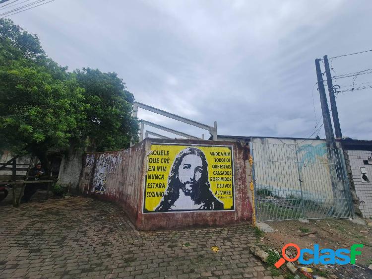 Terreno com galpão instalado na Guilhermina