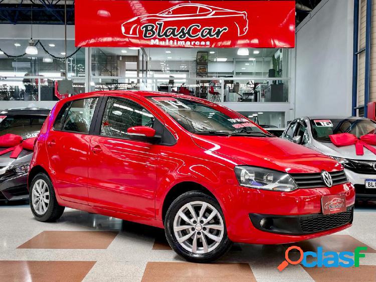 VOLKSWAGEN FOX 1.0 MI 8V VERMELHO 2014 1.0 FLEX