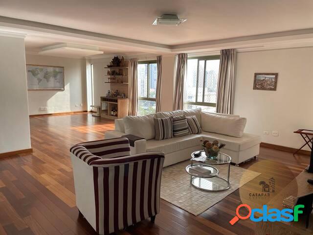 Apartamento 220m², Pronto para Morar com 4 Dormitórios