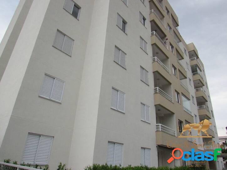 Apartamento com 2 dormitórios à venda, 70 m² por R$