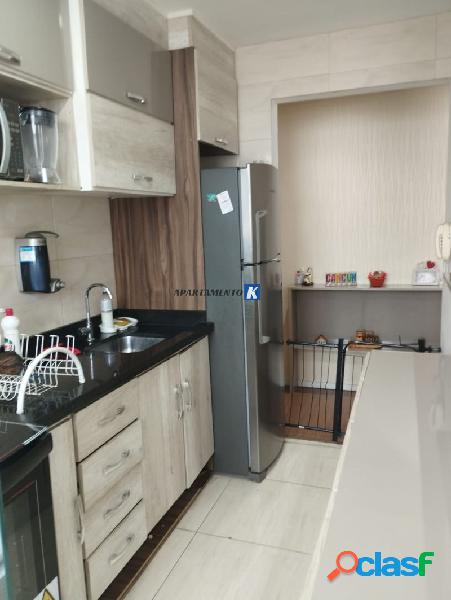 Apartamento p/ VENDA - 45m², 2 dormitórios - 1 Vaga - Com