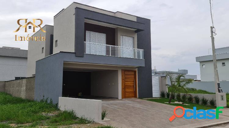 Casa Assobradada Alto Padrão em condomínio em Itanhaém-SP