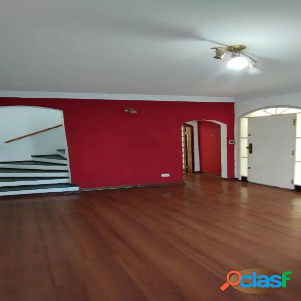 Excelente Sobrado em Vila, 120m² com 3 Dormitórios e 2