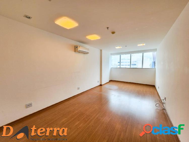 Sala comercial para locação, próximo da av. Champagnat.