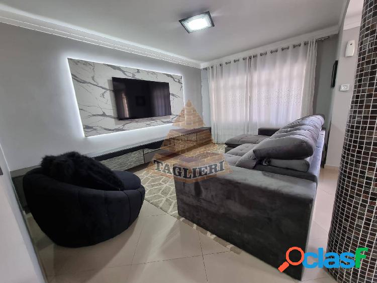 VENDE-SE CASA NO TATUAPÉ IMPECÁVEL
