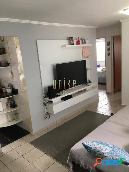 Apartamento com 3 Quartos e 2 banheiros à Venda, 63 m² por