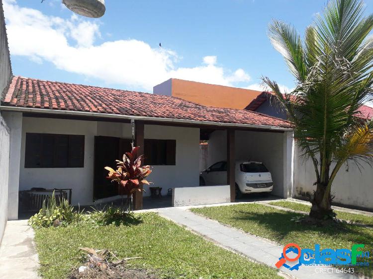 CASA 2 QUARTOS-SUÍTE-TERRENO INTEIRO-LADO PRAIA-600M