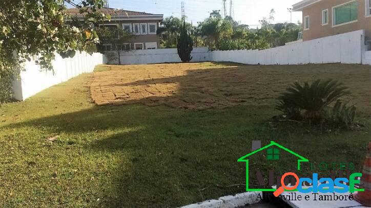 Confira: Terreno Plano à venda no Residencial Tamboré 3