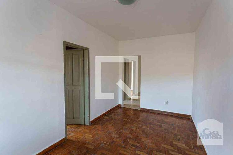 Casa, Nova Floresta, 3 Quartos, 0 Vaga, 1 Suíte