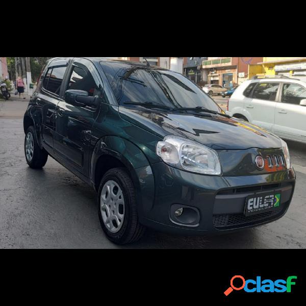 FIAT UNO VIVACE CELEB. 1.0 EVO F.FLEX 8V 5P CINZA 2012 1.0