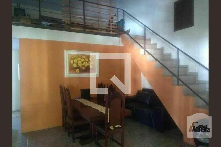 Casa, Santa Efigênia, 6 Quartos, 1 Vaga, 2 Suítes