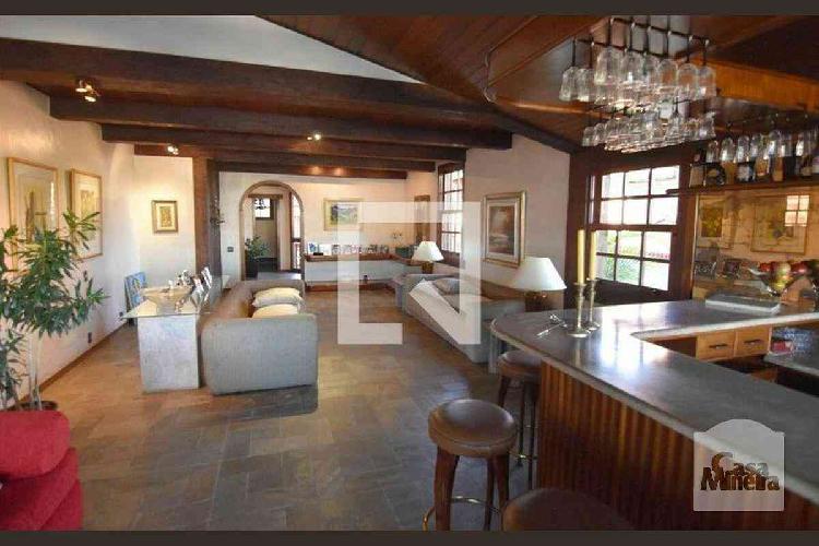 Casa, São Luiz (pampulha), 4 Quartos, 8 Vagas, 2 Suítes