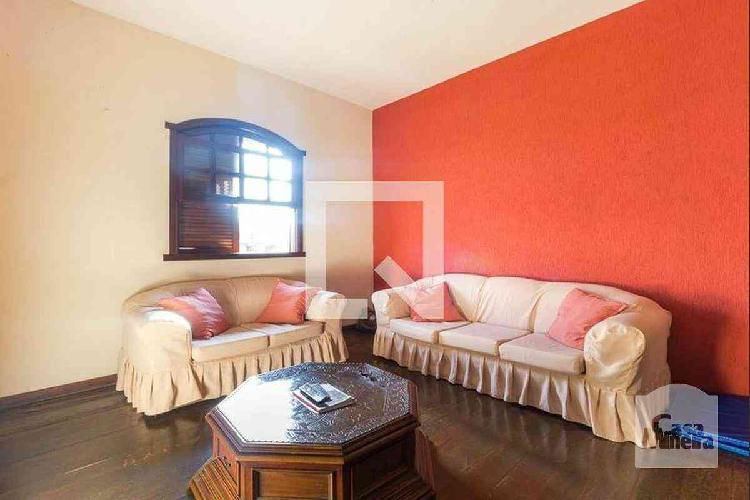 Casa, Três Barras, 3 Quartos, 4 Vagas, 1 Suíte