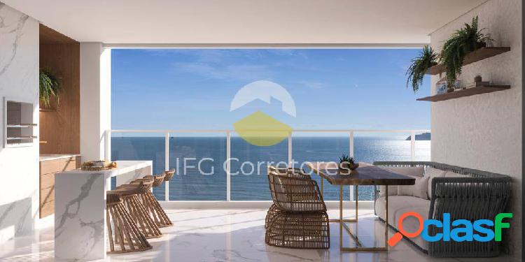 Apartamento a venda em Balneário Piçarras.