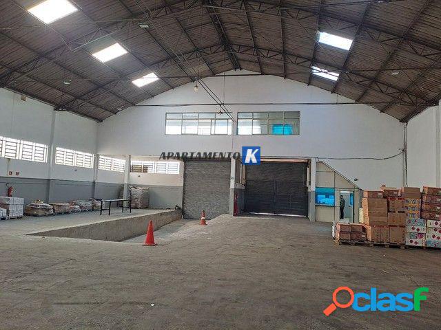 Galpão - LOCAÇÃO - 950m², DOCA - Porta para entrada de