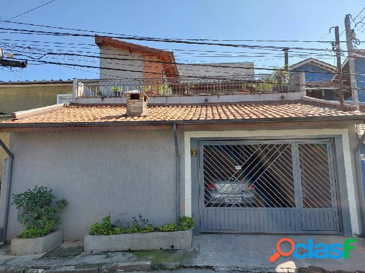 Linda casa no Centro de Barueri! Oportunidade única