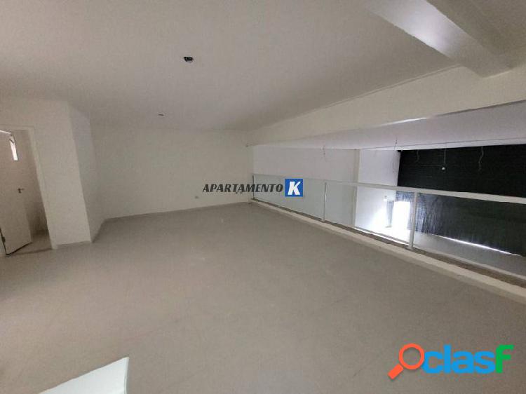 Salão Comercial LOCAÇÃO - 180m², Pé direito Alto, 2