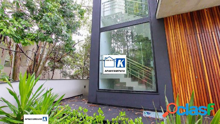 Casa de Alto Padrão Condomínio Fechado VENDA 600m², 4