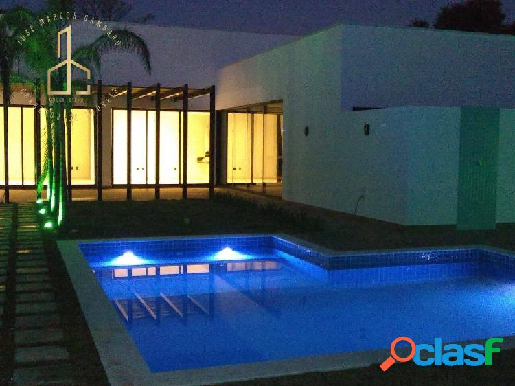 Linda casa térrea em condomínio fechado e terreno de 2200
