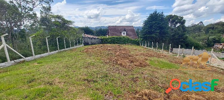 Lote com 1100m² no Alto Capivari!