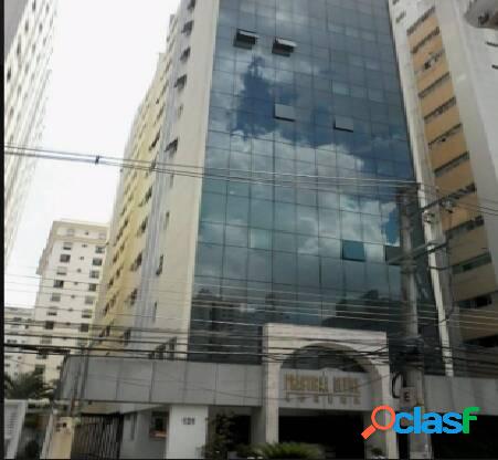 VENDE-SE OU ALUGA-SE CONJ. COMERCIAL COM 122 m² DE ÁREA