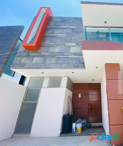 CASA EN VENTA EN REAL SANTA FE VILLA DE ALVAREZ COLIMA