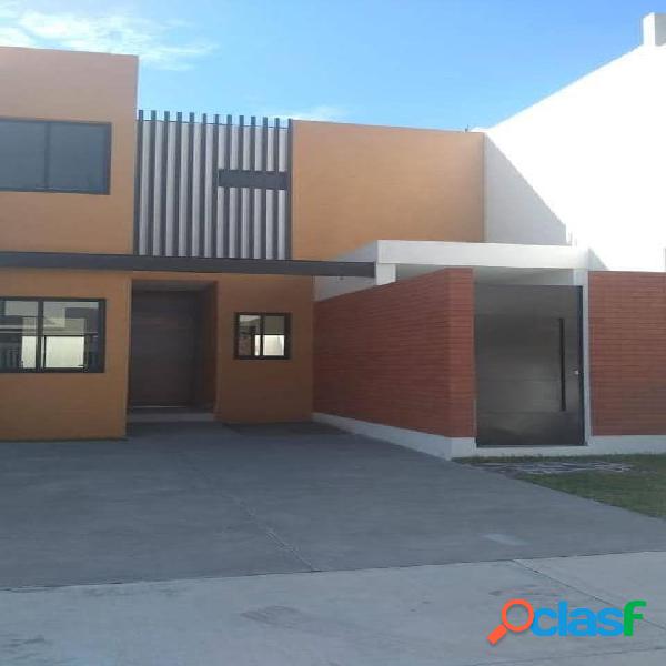 CASA EN VENTA FRACC. REAL DE CANÁ (VILLA DE ÁLVAREZ