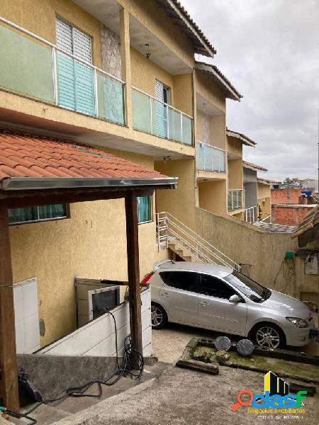 Casa para venda! Sobrado de esquina!