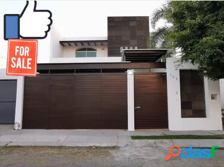 HERMOSA CASA EN VENTA EN RESIDENCIAL ESMERALDA NORTE