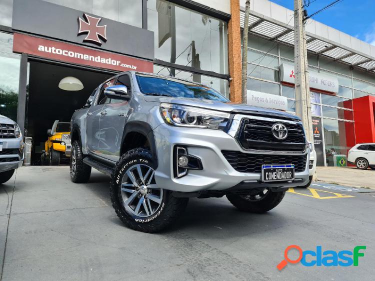 TOYOTA HILUX CD SRX 4X4 2.8 TDI 16V DIESEL AUT. PRATA 2016