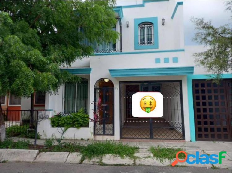 VENTA DE CASA EN FRACC. VILLAS BUGAMBILIAS COLIMA