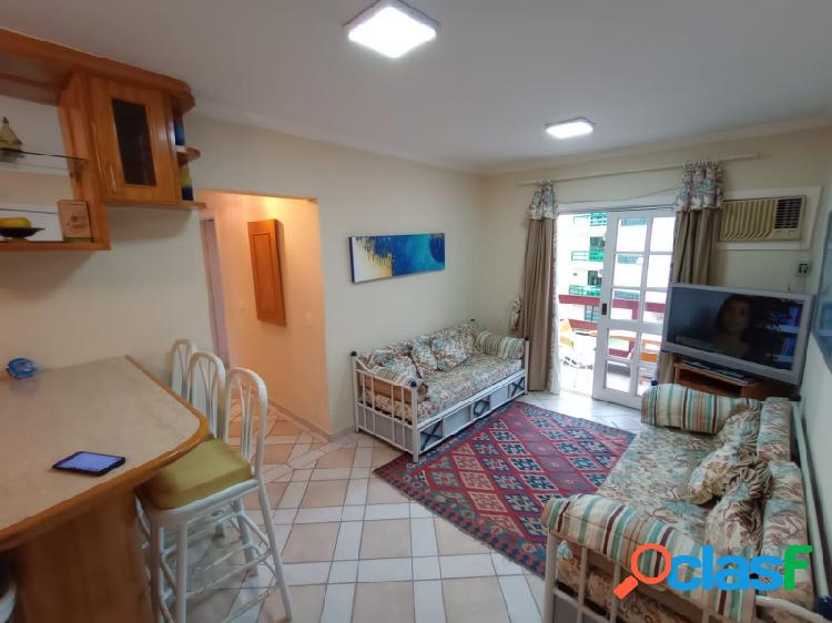 Aconchegante apartamento 2 dormitórios sendo 1 suite no